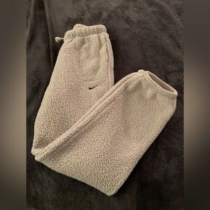 Nike Sherpa Pants